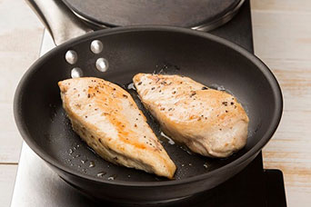 Pasos para preparar un sándwich de pollo teriyaki