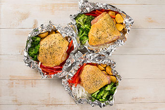 Preparación contramuslos marinados