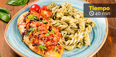 Cómo preparar pechugas de pollo caprese