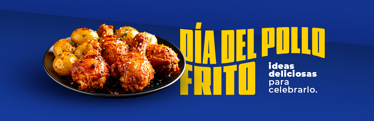 Personas comiento Alitas de Pollo BBQ Friko